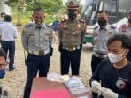 Cegah Lakalantas Polres Kutim Lakukan Tes Urine Supir AKAP 1 scaled 1