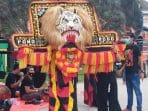 Bantu Korban Kebakaran Paguyuban Reog Sangatta mengadakan Aksi Sosial
