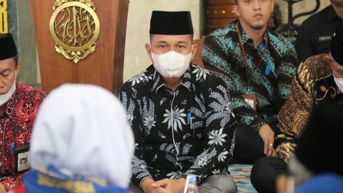 Ketua DPRD Kutim Hadiri Pelepasan 83 Jemaah Haji Kutim Berangkat Ke Tanah Suci Mekah 1 Ketua DPRD Kutim Hadiri Pelepasan 83 Jemaah Haji Kutim Berangkat Ke Tanah Suci Mekah