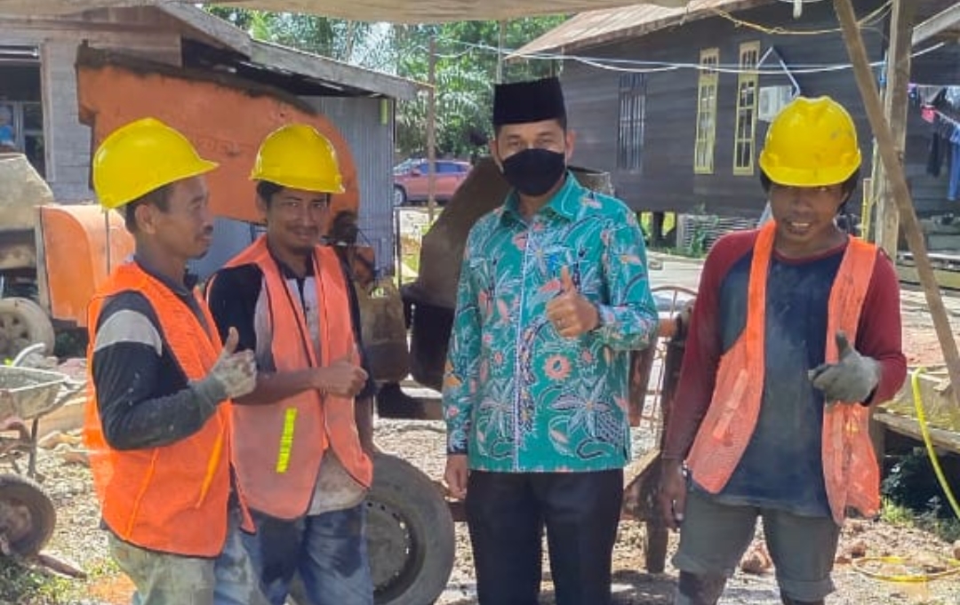Ketua DPRD Kutim Bakal Salurkan Pokirnya di Tahun Ini Untuk Bantu Peningkatan Jalan dan Drainase di 4 Kecamatan