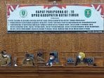DPRD Kutim Sahkan Raperda Keternagakerjaan dan Pembentukan 11 Desa