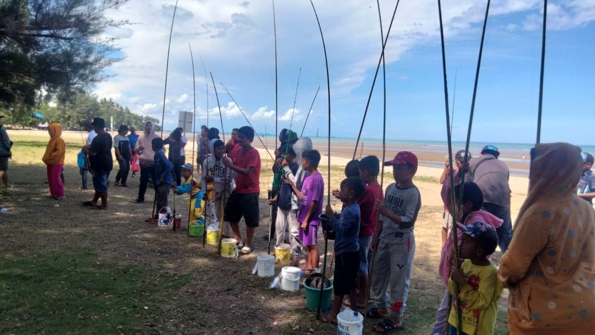 Hari Ke dua, 5 Lomba Tradisional Ramaikan Festival Sekerat Nusantara 2 Hari Ke dua, 5 Lomba Tradisional Ramaikan Festival Sekerat Nusantara
