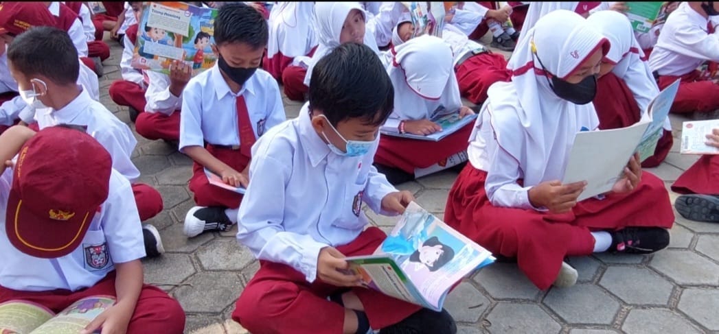 SDN 001 Sangatta Utara Listrasi Sekolah Membaca 30 Menit