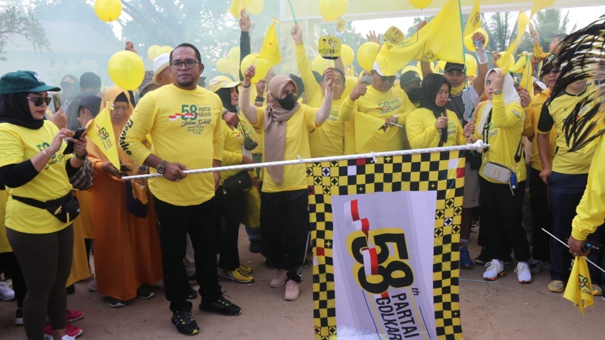 HUT Golkar Ke 58, DPD Partai Golkar Kutim Yellow Day Jalan Sehat  diikuti 12 Ribu Peserta