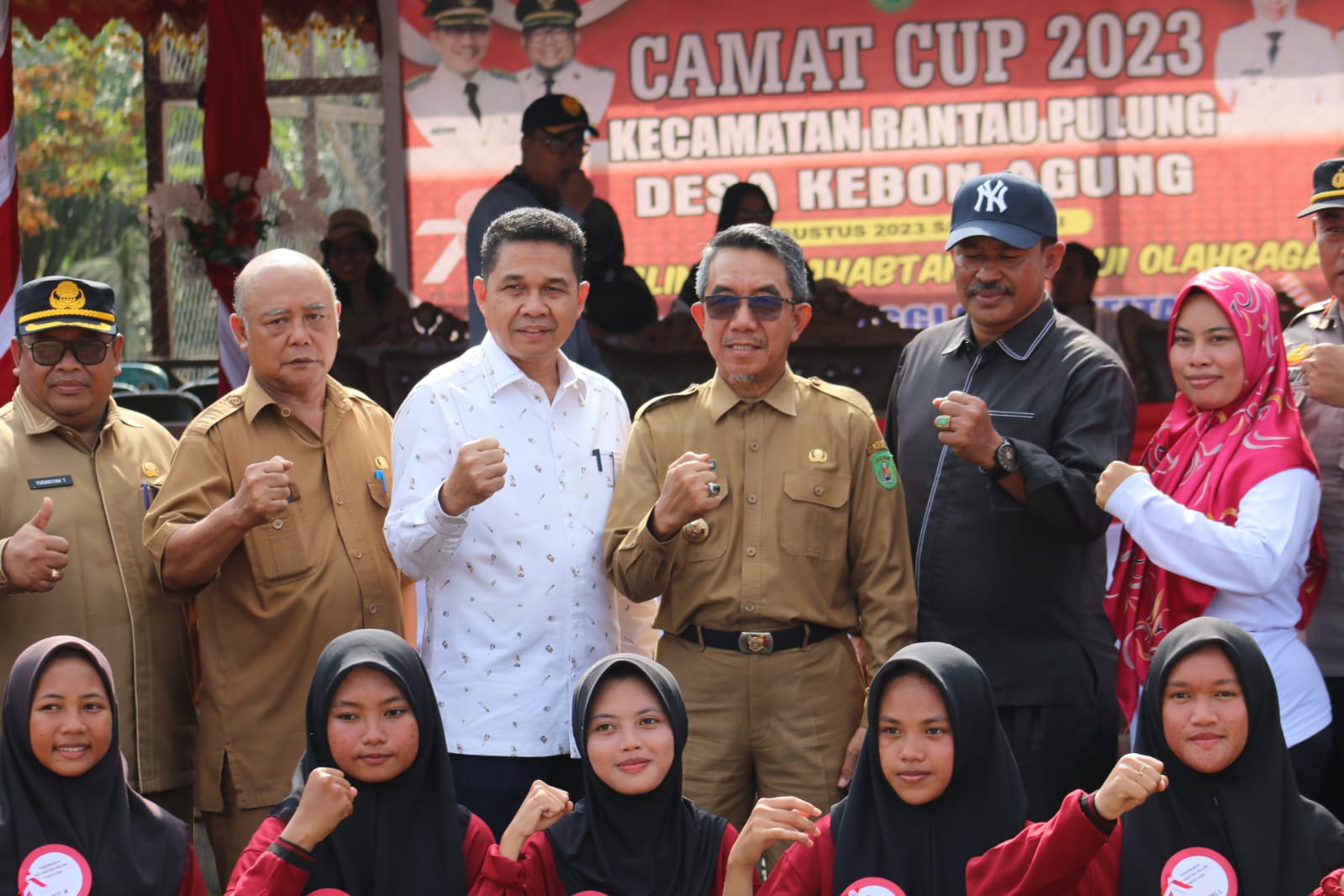 Semarakkan Peringatan HUT RI ke 78, Bupati Kutim Ardiansyah Resmi Buka  Camat Cup 2023 di Ranpul