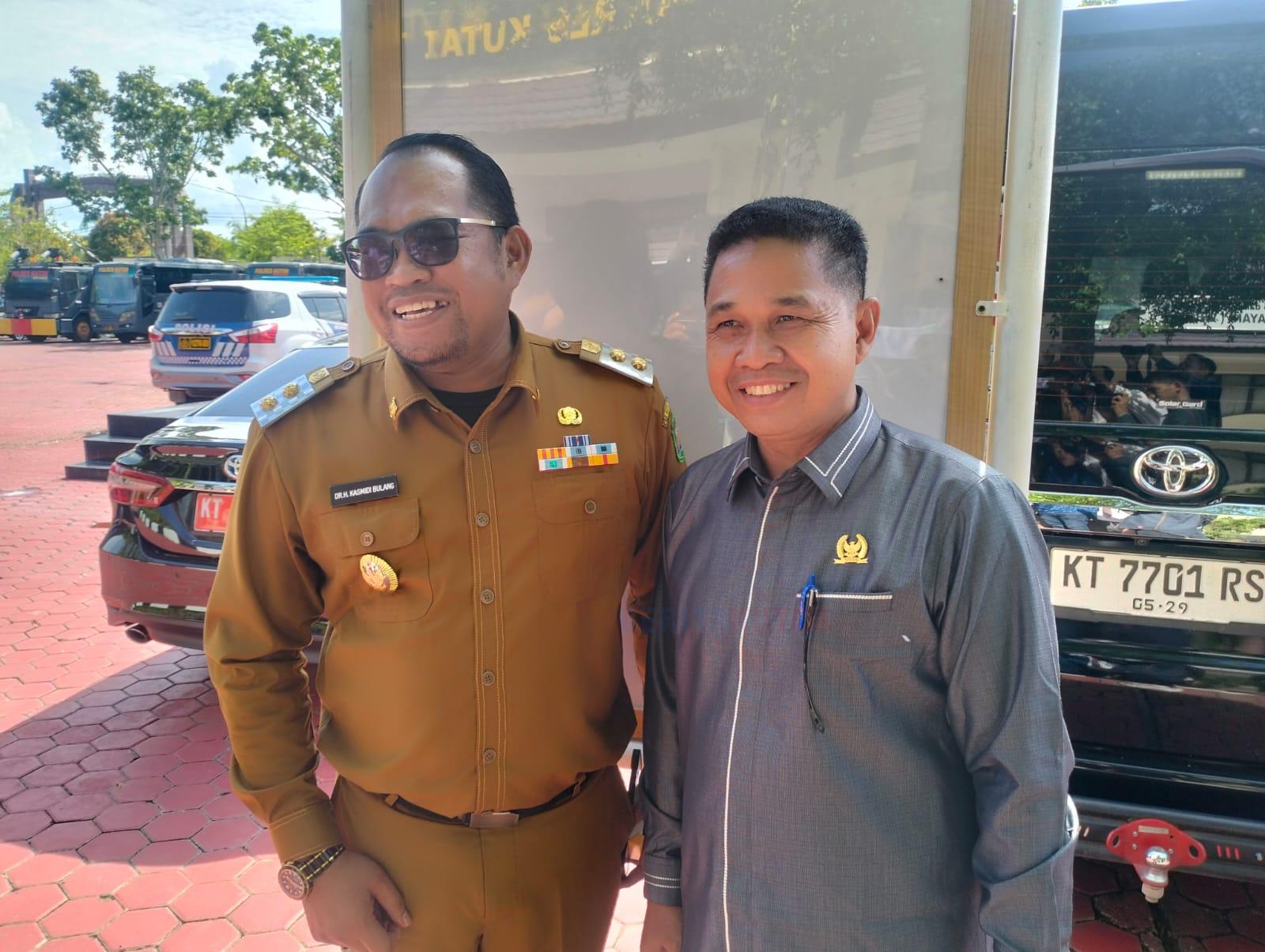 Wabup Kasmidi Sambut Hangat Kedatangan Kapolda Kaltim yang Kedua Kali di Kutim Wabup Kasmidi Sambut Hangat Kedatangan Kapolda Kaltim yang Kedua Kali di Kutim