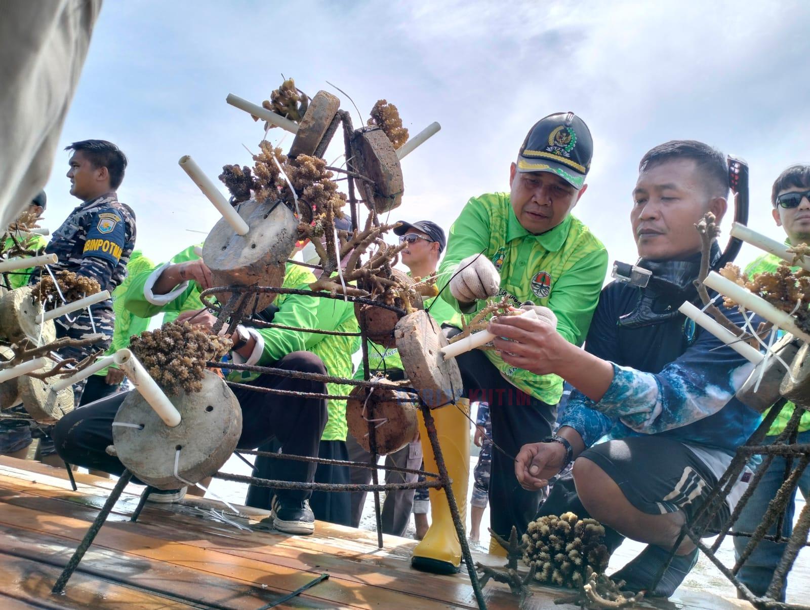 e338d38c-f857-440a-a55b-11e472c4028c e338d38c f857 440a a55b 11e472c4028c