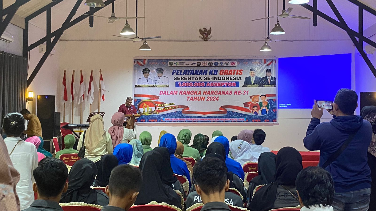 e4f09600-7078-4946-b799-b6b04523a27f e4f09600 7078 4946 b799 b6b04523a27f