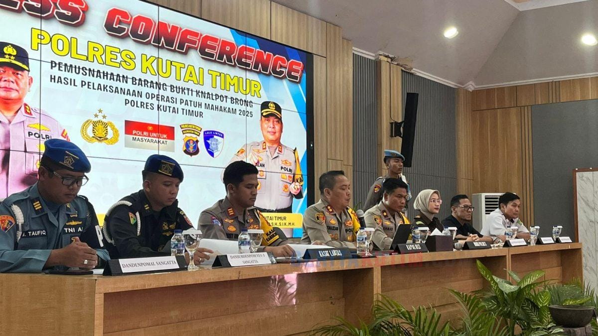 Operasi Patuh Mahakam 2025 di Kutim: 557 Pelanggaran Ditindak, 33 Knalpot Brong Dimusnahkan 1 Operasi Patuh Mahakam 2025 di Kutim: 557 Pelanggaran Ditindak, 33 Knalpot Brong Dimusnahkan