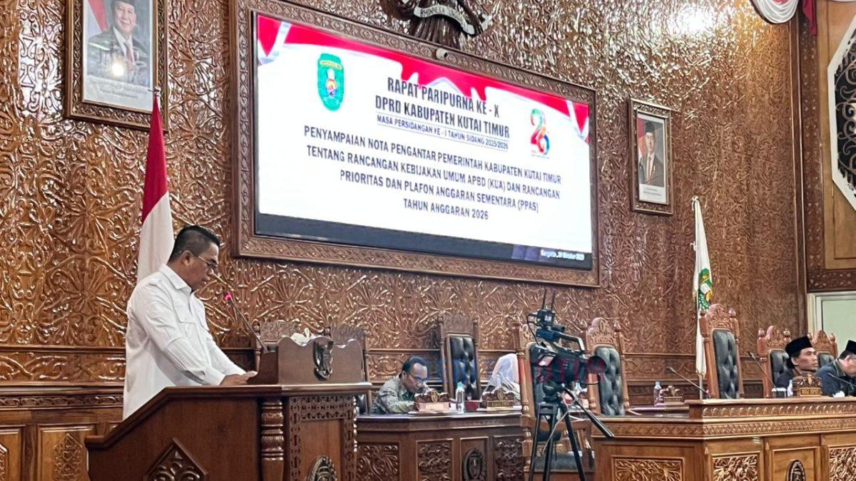 DPRD Kutim Gelar Rapat Paripurna ke-10 tentang Penyampaian Nota Pengantar Pemerintah terkait KUA-PPAS 2026 1 720913d5 c0b3 44c3 be00 c38cc6e3c75d